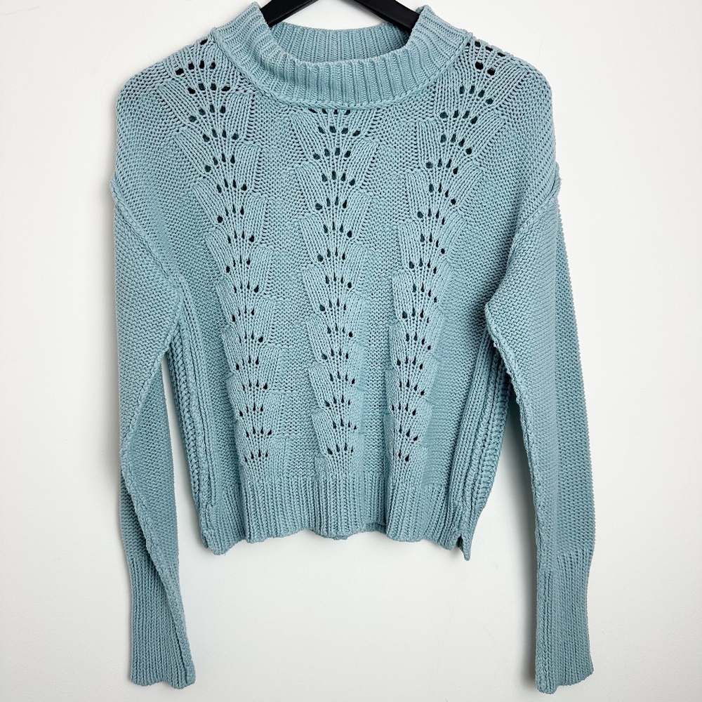 EE:SOME BLUE WOMEN´S SWEATER